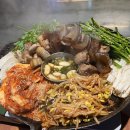우정빌딩 | 울산 우정혁신도시 맛집 심돈 고기 한 판이 구워져 나오는 진심돈 모듬한판구이 후기
