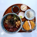 수정역 5번 출구 앞 이미지