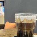 경북대로(북) | 경북대 북문 감성 카페 '코펜하겐커피 본점' 아인슈페너랑 휘낭시에, 까눌레 후기