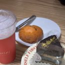 세븐일레븐 울산삼산왕생점 | 울산 삼산 두쫀쿠, 두바이케이크 카페 추천 휩커피 내돈내산 후기