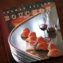 바다 그리고 달 이미지