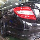 [벤츠오일교환전문 카젠모터스] C63 AMG (W204) 할인 중인 모빌1(골드) 0W-40 엔진오일, 에어필터 교환 및 벤츠 순정 브레이크오일 DOT4 PLUS 순환식 교환 ~~ 이미지