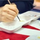 힐링이 되는 도자기 핸드페인팅 이미지