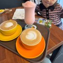 완월동175 | 마산 완월동 레트로 카페 : 사계절 빙수파는 망고빙수 맛집 샵커피판다