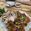 신의주왕족발순대국