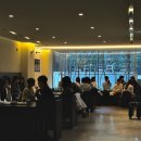 벽산빌딩 세계로마트 앞 | 을지로 카페 오뷔르 베이커리 말차딸기 블루베리 크림치즈 무스 프리지에 케이크 추천