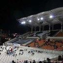 댄싱 공연장 이미지