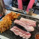 칼맞은삼겹살 - 42710 | 칼맞은삼겹살