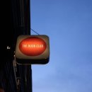 이스트 당구장 이미지