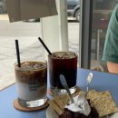 아이에스티 | 수원 매탄동 감성카페 CAFE I.S.T (카페 아이에스티) 후기 – 초콜릿 무스부터 소금빵까지 완벽했던 시간