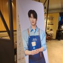 이디야커피 판교봇들마을점, 주말의 산책 한 바퀴 뒤...콜드브루 화이트 비엔나, 흑임자 크림라떼 후기