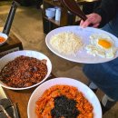 돌판위에삼겹살 | 부천 신중동역 맛집 특제주물돌판위에 구워주는 맛도리한 삼겹살 석암생소금구이 단체 데이트 후기