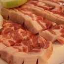 포도원흑돼지 이미지