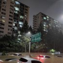 메가박스 앞 이미지