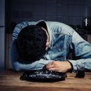 “비참한 기분…” 한국 남자 95%가 60대 이후 겪게 될 현실 4가지 이미지