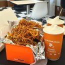 덤브치킨 이미지