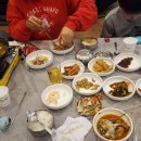 이유있는 조개찜 옆 이미지