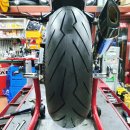 타이어 메카닉 이미지