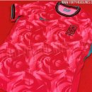 한국 새 유니폼은 '빨간색 바탕+화려한 패턴'?...21일 태국전 첫 선 유력→A매치 직전 공개 예상 이미지