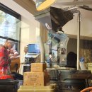 재인폭포공원(신나무숲)1 | 연희동 골목 속 커피 향기 따라 들어간 카페 비전스트롤 연희 로스터리 방문기 ☕