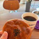 이야기가 있는집 | 부산 사하단팥빵 부산본점 단팥빵 소금빵 후기