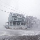 Nor&#39;easter leaves 9 dead, swaths of East Coast in the dark 이미지