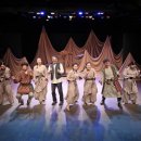 연극 <예외와 관습> 이미지