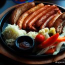 옥토버하우스 이미지