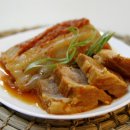 통삼겹 김치찜 이미지