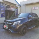 벤츠 amg GLE 63s 캘리퍼 골드 세라믹 우레탄 도색작업. 이미지