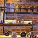 라라커피 | 향남 카페 커피 술 베이커리 모두 파는 라라커피