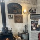 은빛 비치는 돌 이미지