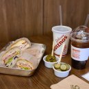 퀴즈노스 대전테크노점 이미지