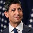 Fed Chair Warsh signals rate hikes may be needed 워시 연준의장, 금리 인상 가능성 시사 이미지