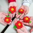 니들펠트 | [3년 전 오늘] 부산 양모 니들 펠트 수업, 동백꽃 키링 만들기 백양종합사회복지관 출강