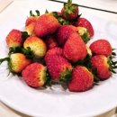 롯데캐슬프라자 | 애슐리퀸즈 딸기축제 '베리 온 탑' 잠실롯데캐슬점: 졸업·입학 기념 런치후기