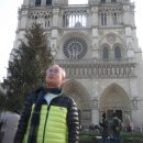 강과바다의 탑 이미지