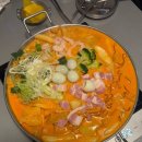 [신사 맛집] 강남 가로수길 즉떡 맛집 밀떡팩토리 투움바 떡볶이 버터 갈릭 감튀 내돈내산 솔직 후기