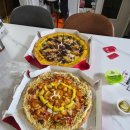 재마루길 | 2025년 마지막 주말을 피자헛에 화이트트러플스테이크뇨끼와 더블쉬림프크런치로 보낸 후기