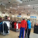 스포츠 아울렛 이미지