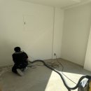 프라이머커피 | 경남 양산 카페 바닥 마이크로시멘트 재시공 후기 | 에폭시 불량 바닥, 제대로 되살린 현장