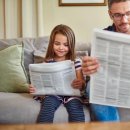 신문읽기 이미지