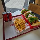 닭서방통다리치킨(개금점) | [부산가야맛집] 동의대역근처 수제버거 맛집 <왓더버거 부산가야점> 후기