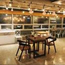 옐로우라이트하우스 이미지