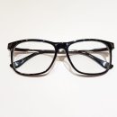 아이큐 안경 이미지