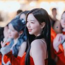 어제자 산타복 입은 트리플에스 김채연 ㄷㄷㄷ 이미지