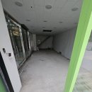 소리약국 | 신축상가 약국 포세린타일 시공 후기, 600각 상가바닥