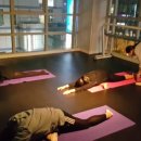 성인 발레스트레칭 이미지