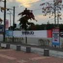 사당역 11번 출구 앞 | 2025 춘천마라톤 10K 완주한 후기 (사당역 셔틀, 프로스펙스 포스터)