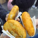 야채호떡야채과자 | 맛집] 30분 웨이팅 끝에 맛본 겉바속촉의 정석, '남대문야채호떡' 솔직 방문 후기 겉바속촉 야채호떡